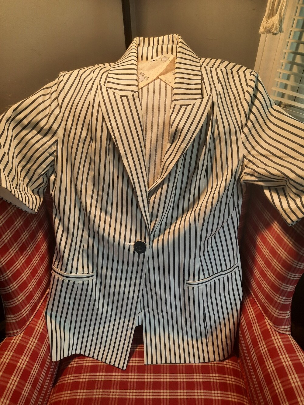 CAbi Size 6 Striped Blazer